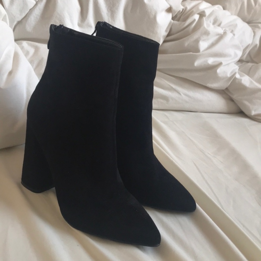 PLT SUEDE ANKLE BOOTS SIZE 8.5